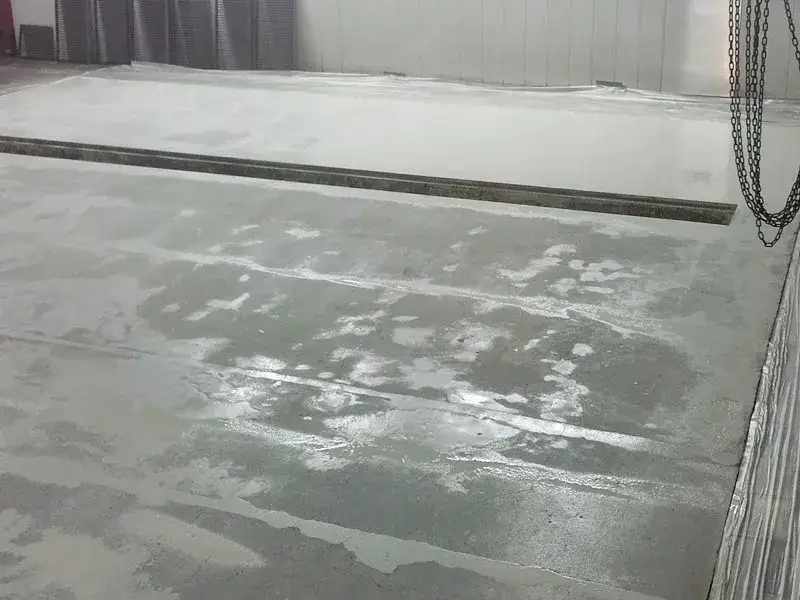 Jak zrobić wylewkę w garażu – uniknij najczęstszych błędów i kosztów