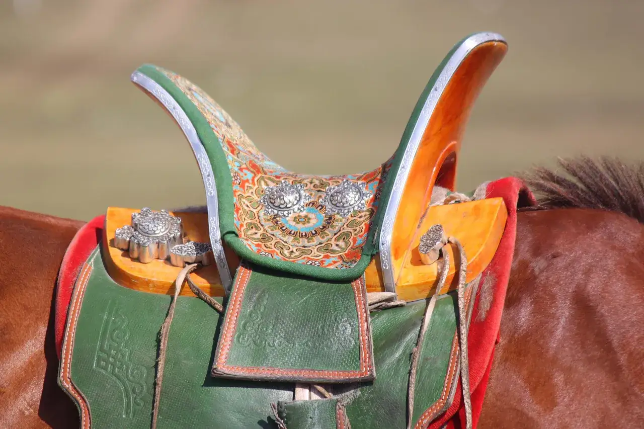 Siodło mongolskie: Czy arcydzieło nomadów sprawdzi się dziś?