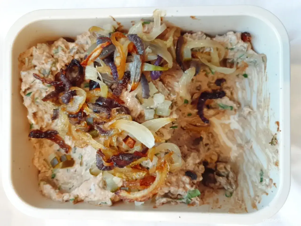 Surówki do wątróbki: Jaka pasuje najlepiej? Przepisy i porady!