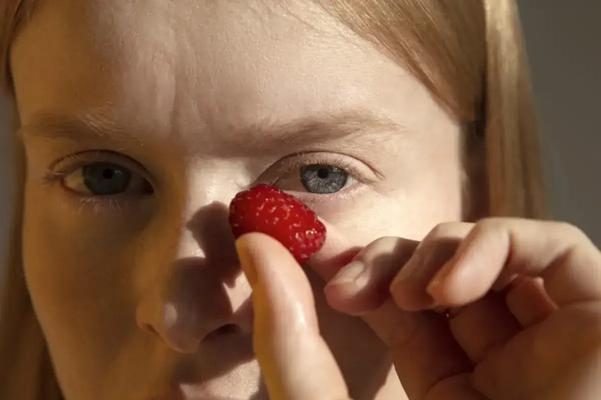 Czy maliny uczulają? Ekspert radzi: poznaj objawy i diagnozę