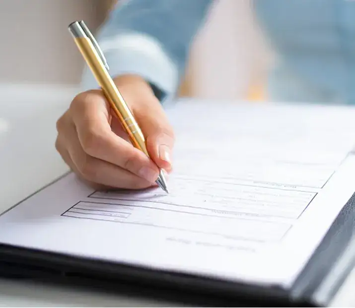 Zgłaszanie zgonu i otrzymywanie odpisu aktu: Wszystko, co musisz wiedzieć!