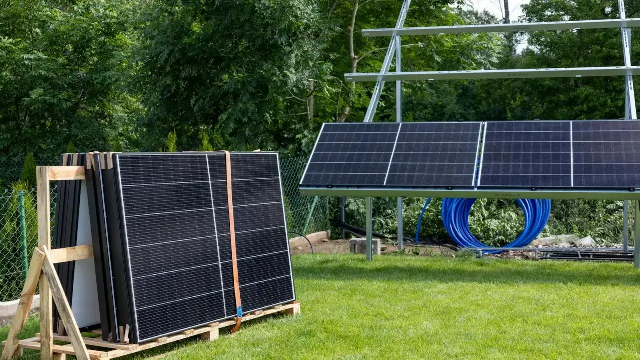 Warunki lokalizacji elektrowni słonecznych: unikaj kosztownych błędów