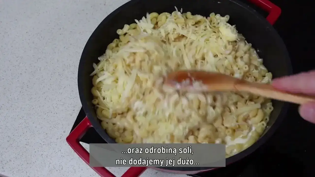 Makaron z serem jak z przedszkola: odtwórz smak dzieciństwa!
