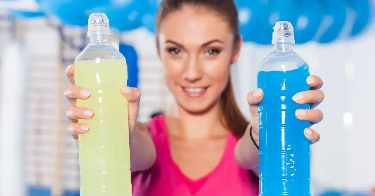 Napoje izotoniczne dla dzieci – kiedy są potrzebne i jakie wybrać?