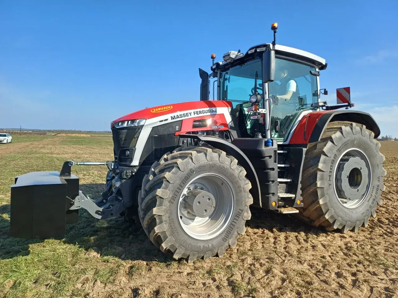 Moc silnika Massey Ferguson 255 - ile koni naprawdę ma ten ciągnik?