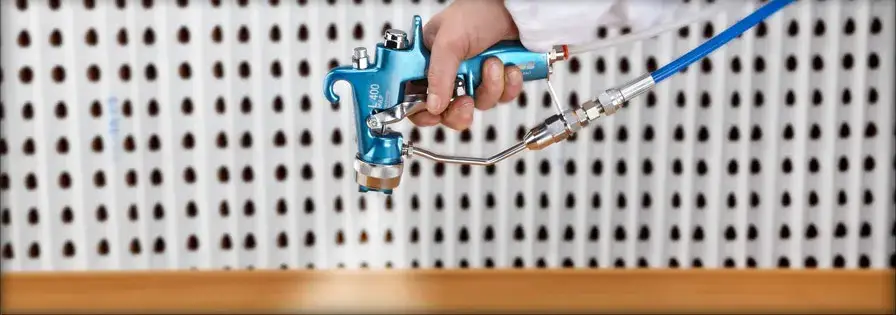 Jaką dyszę do malowania drewna wybrać, aby uniknąć błędów?