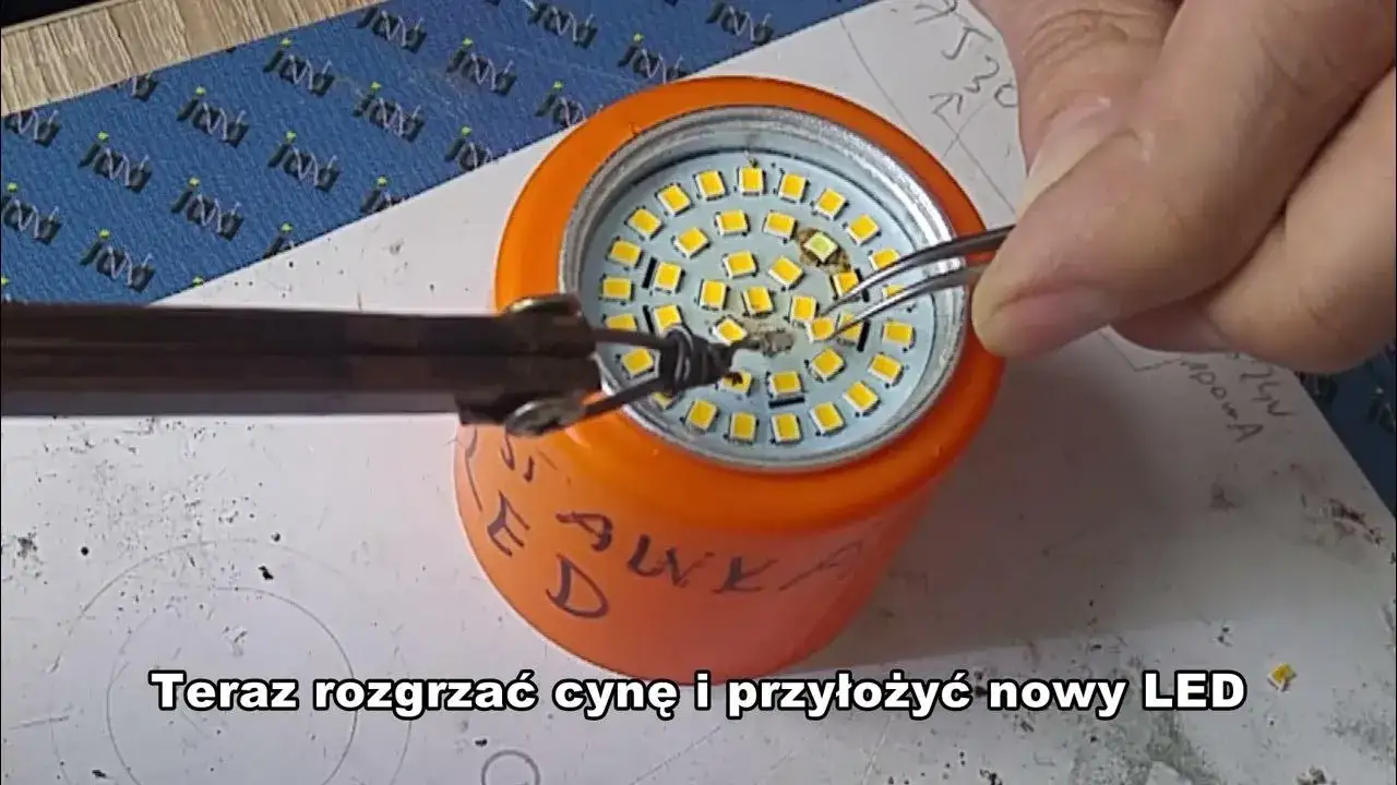 Jak naprawić żarówkę LED - uniknij kosztów i zrób to sam krok po kroku