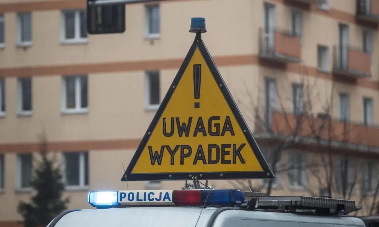 Stłuczka: Jak postępować? Kiedy policja, a kiedy oświadczenie?