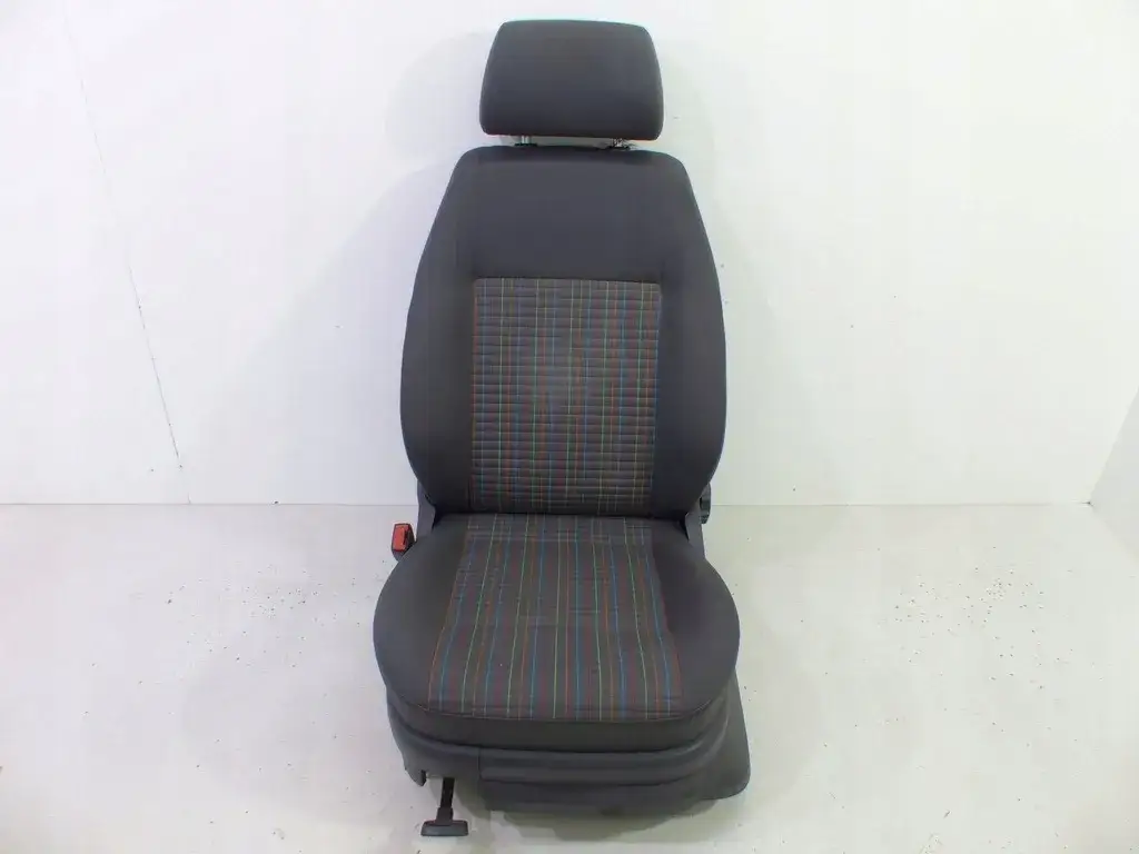 Jak zdemontować fotel kierowcy vw polo - uniknij kosztownych błędów