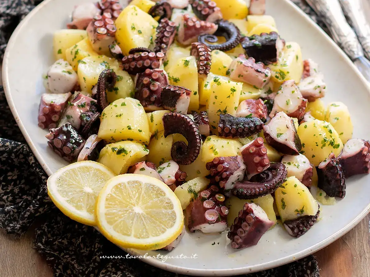 Insalata di Polpo e Patate: La Ricetta Tenera e Saporita
