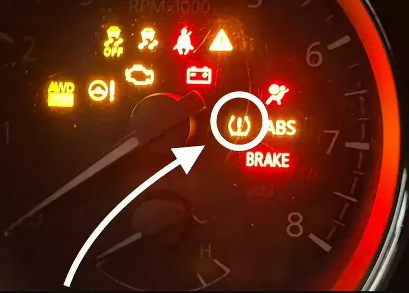 Kontrolka ciśnienia w Fordzie? Reset TPMS krok po kroku!