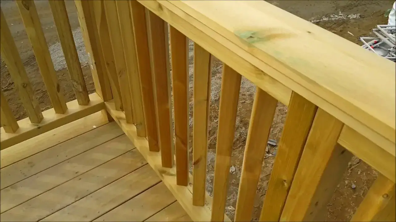 Jak zrobić balustradę drewnianą - krok po kroku, uniknij błędów i kosztów