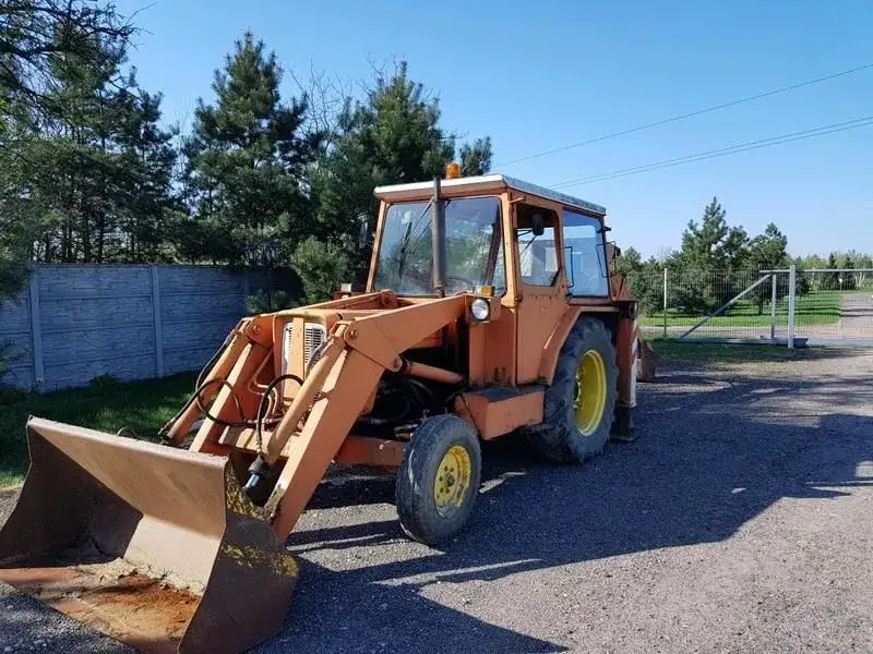 Koparko ładowarka Ostrówek KTO-162 - historia, specyfikacja i ceny