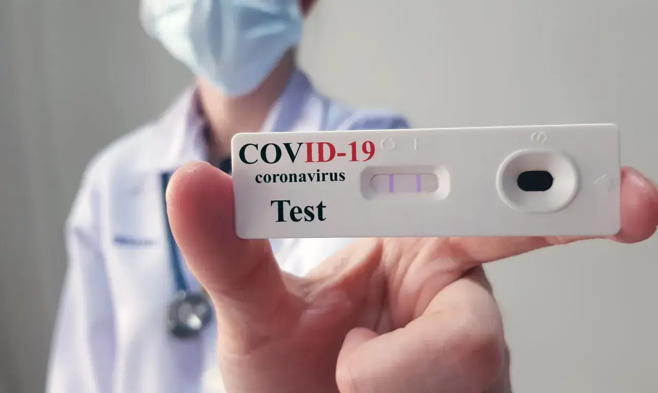 Bezpłatny test COVID NFZ: Skierowanie, gdzie i wynik online?