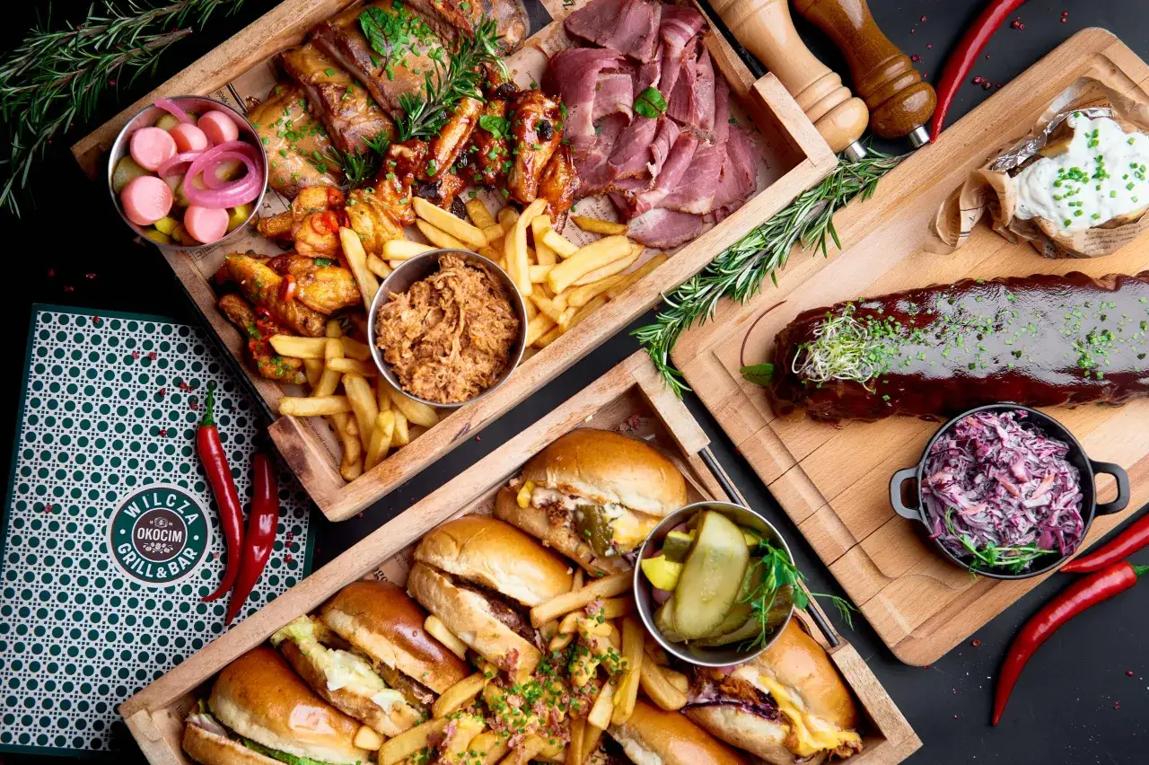 Okocim Grill Bar: Przepisy i Sekrety Piwa na Twoim Grillu