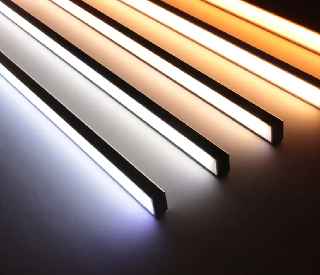 Jaką taśmę LED do salonu wybrać, aby odmienić wnętrze?