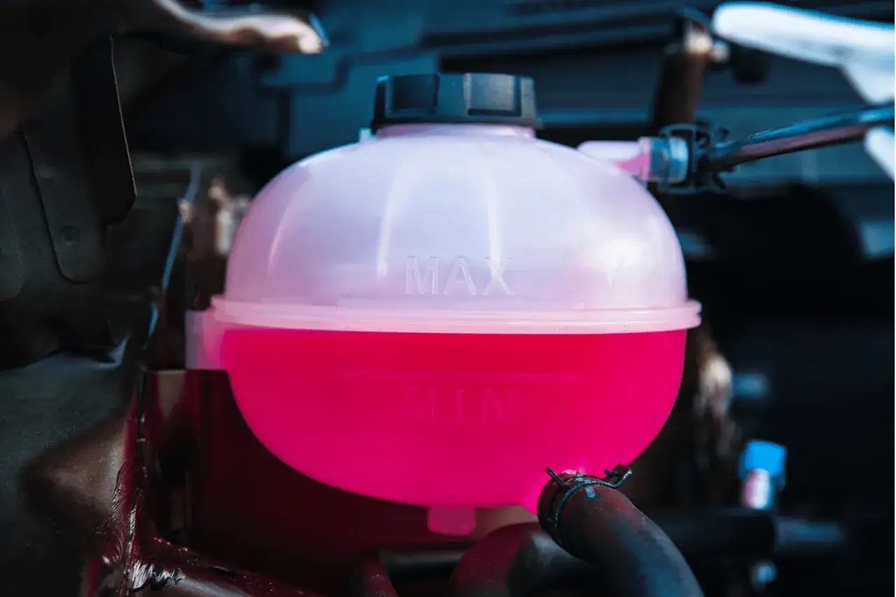 Vase liquide de refroidissement : tout savoir pour éviter la panne