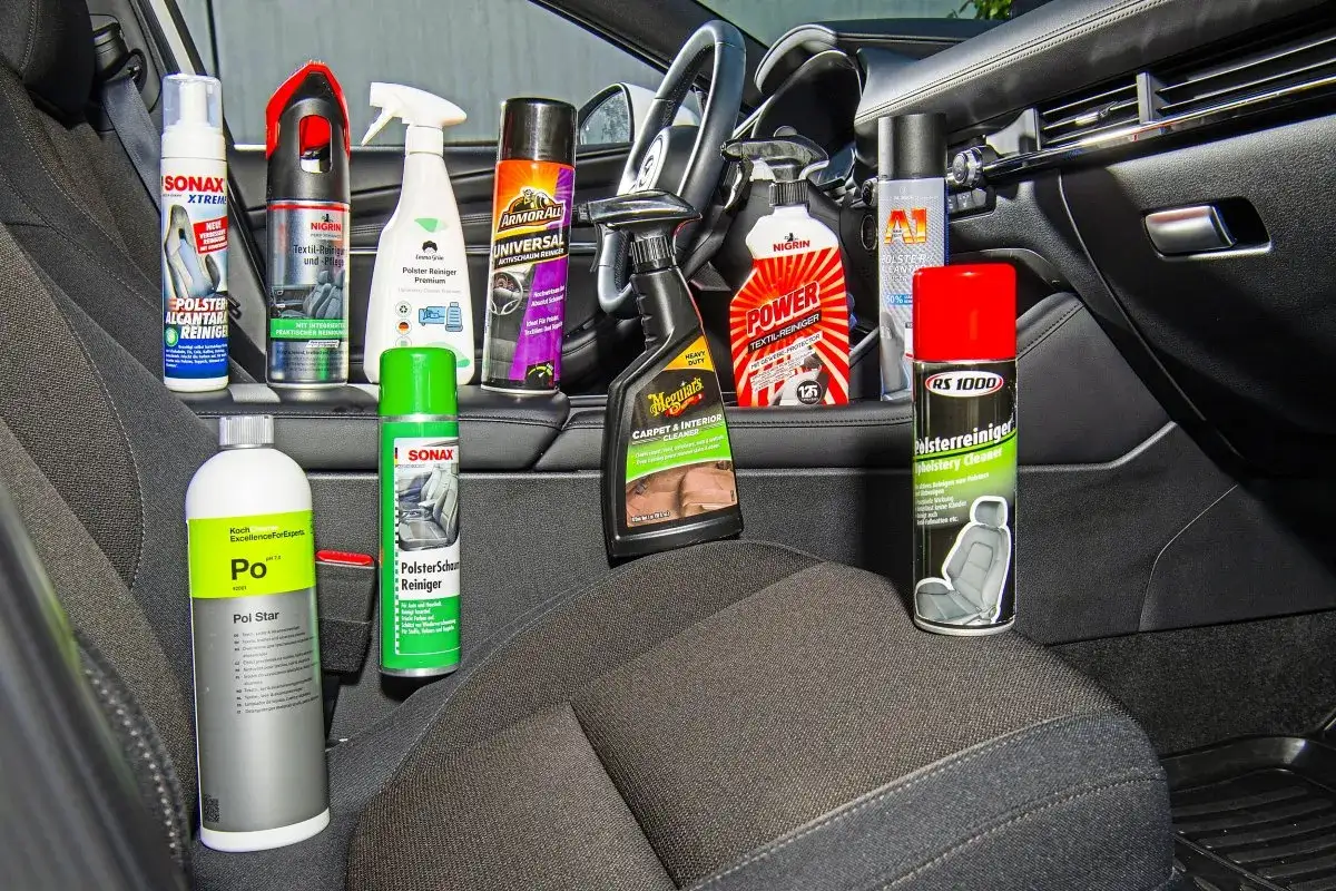 Jak wybrać najlepszą chemię do prania tapicerki samochodowej bez ryzyka uszkodzeń?