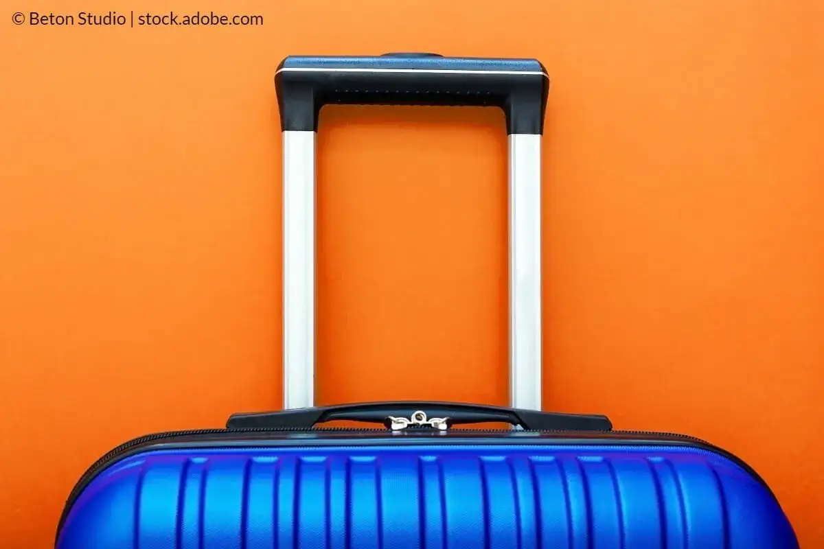 Jak naprawić walizkę? Kompletny poradnik DIY od eksperta.