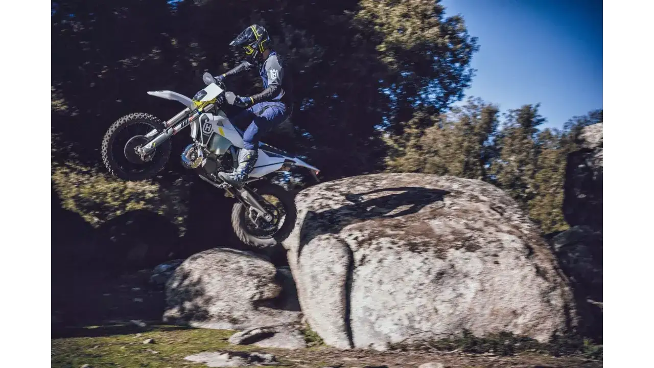 Husqvarna TE 250i - poznaj szczegóły, które mogą Cię zaskoczyć