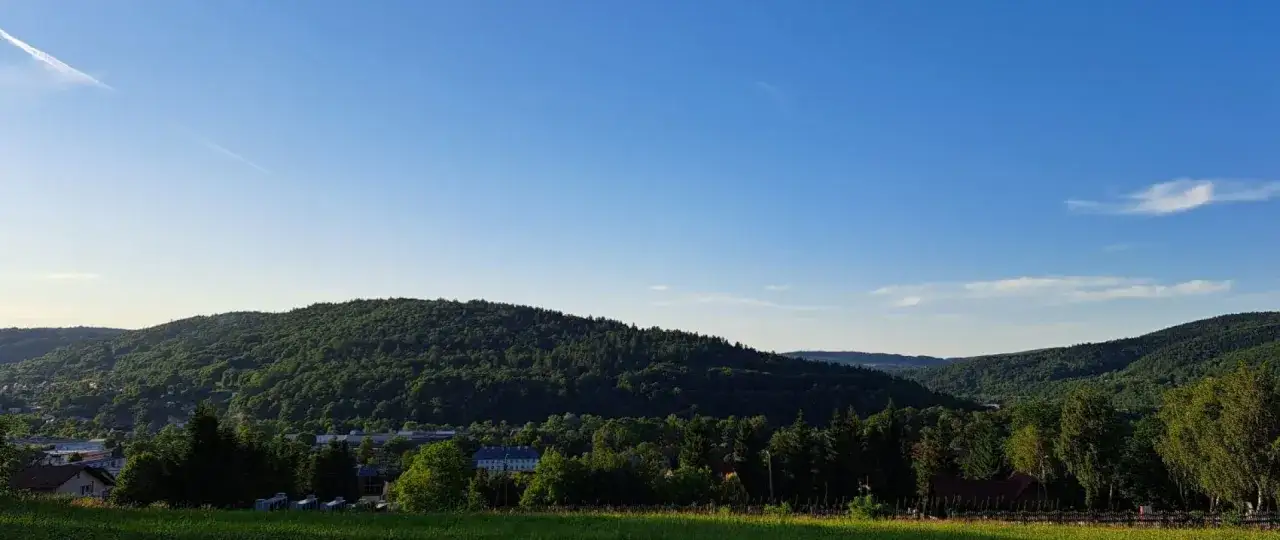 Żywiec: Jakie góry otaczają? Twój przewodnik po Beskidach!