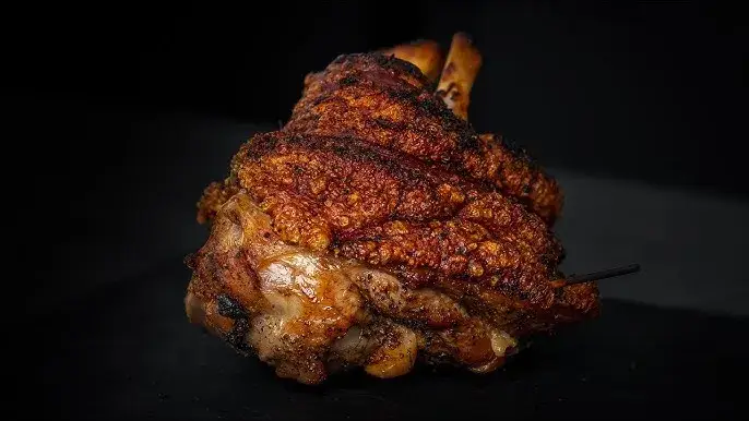 Jak długo piec golonkę w piekarniku, aby uzyskać idealną chrupkość?