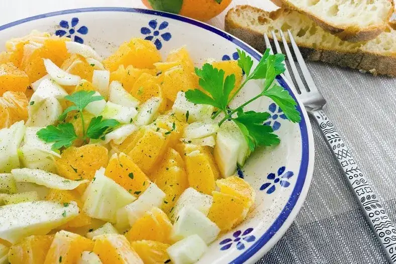 Insalata Finocchi e Arance: Ricetta Facile, Varianti e Benefici