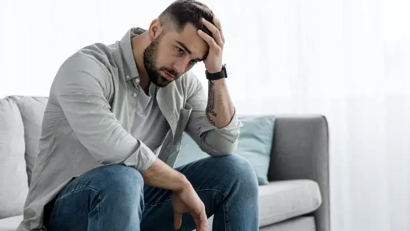 Depresja reaktywna objawy: Jak rozpoznać trudne emocje i stres