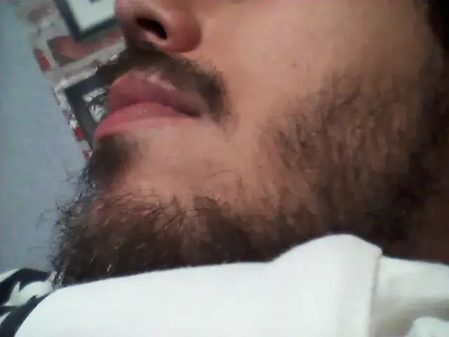 Z jakim zarostem do barbera, aby uzyskać idealny styl i efekt?