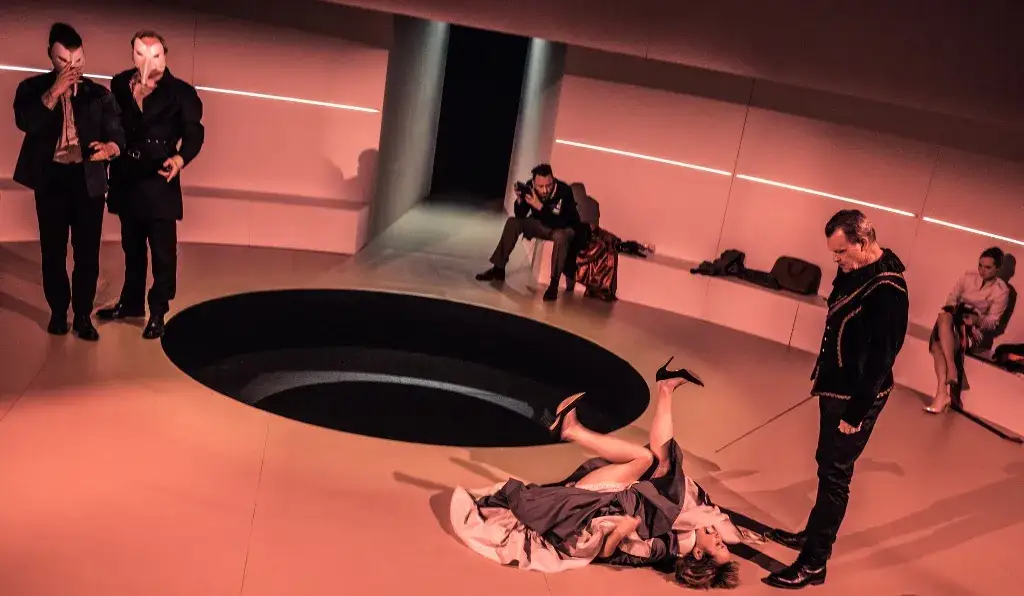 Jak być kochaną w Teatrze Narodowym - historia miłości i odpowiedzialności