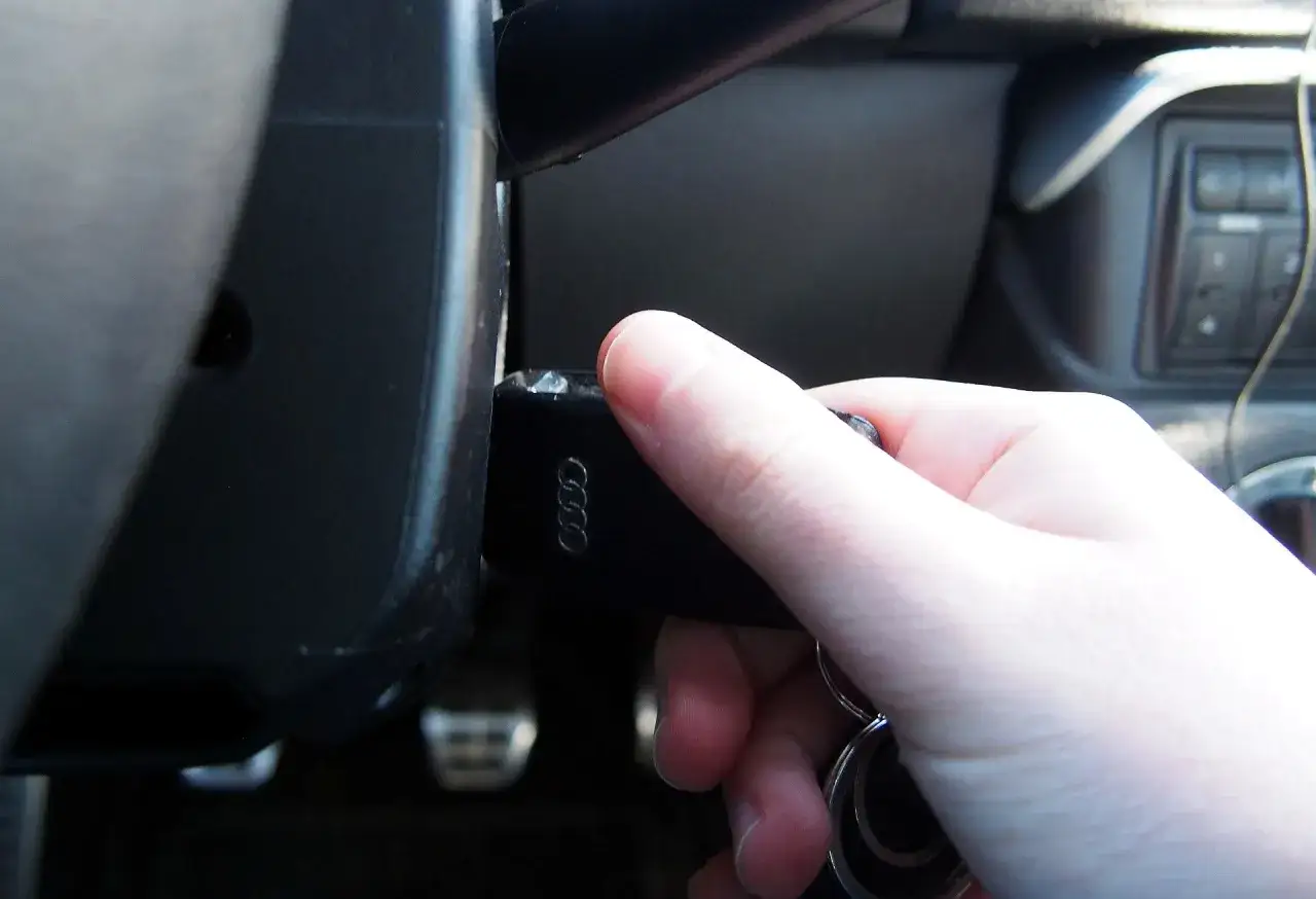 Nie możesz przekręcić kluczyka w stacyjce? Poznaj skuteczne rozwiązania