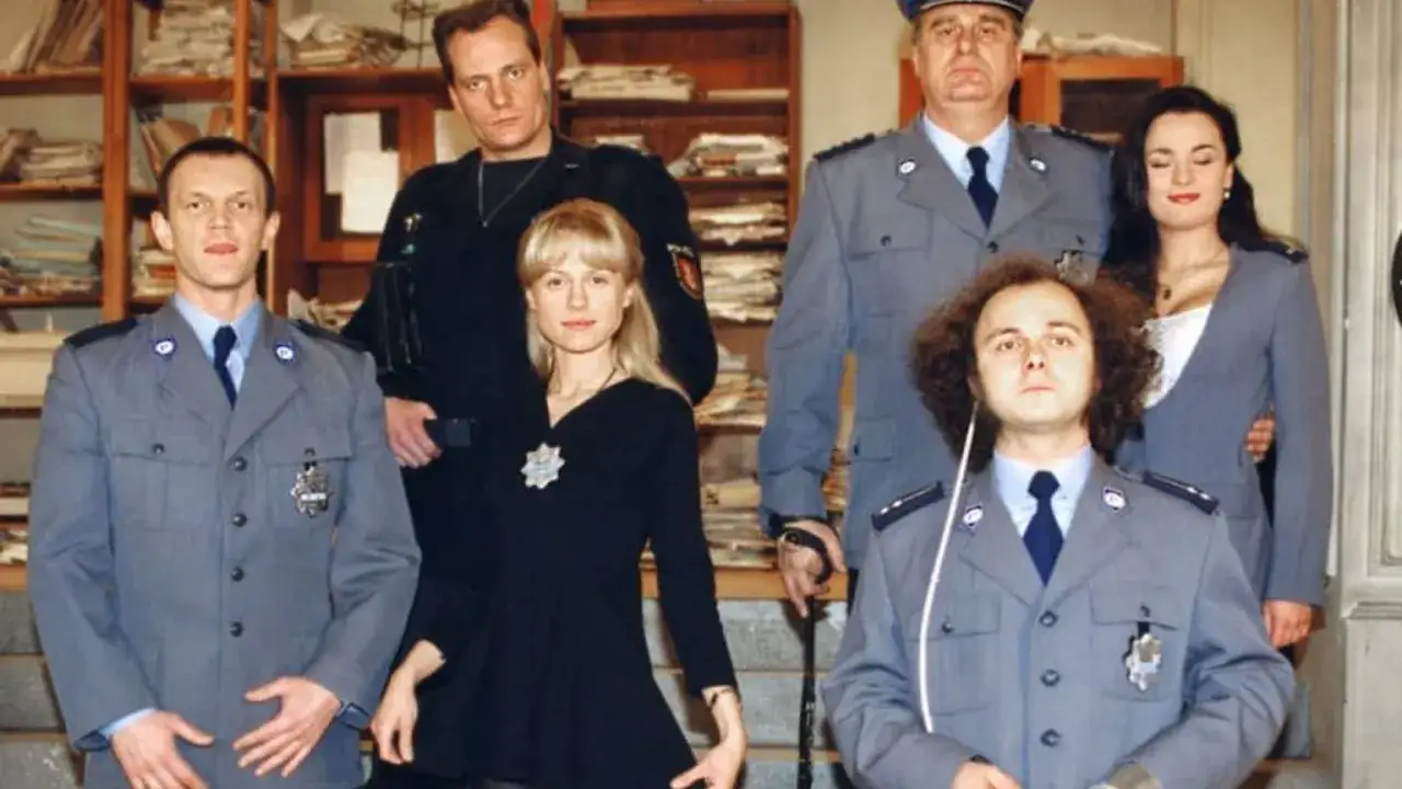 13 posterunek - kompletna lista wszystkich odcinków serialu komediowego