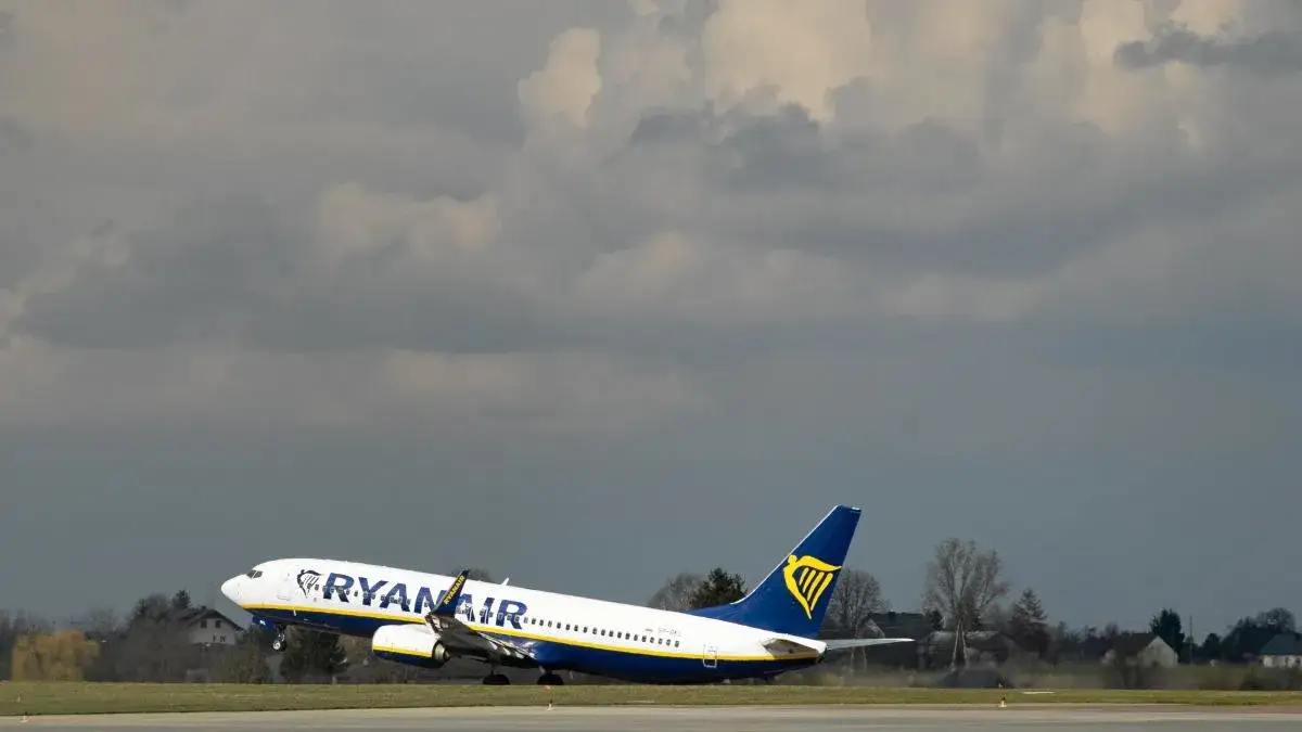 Ryanair: jak sprawdzić lądowanie? Szybko i bez stresu!