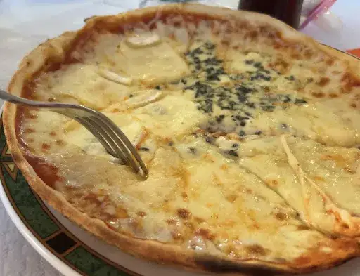 Pizzería Taronja: ¿Por qué es la favorita en La Pobla de Farnals?