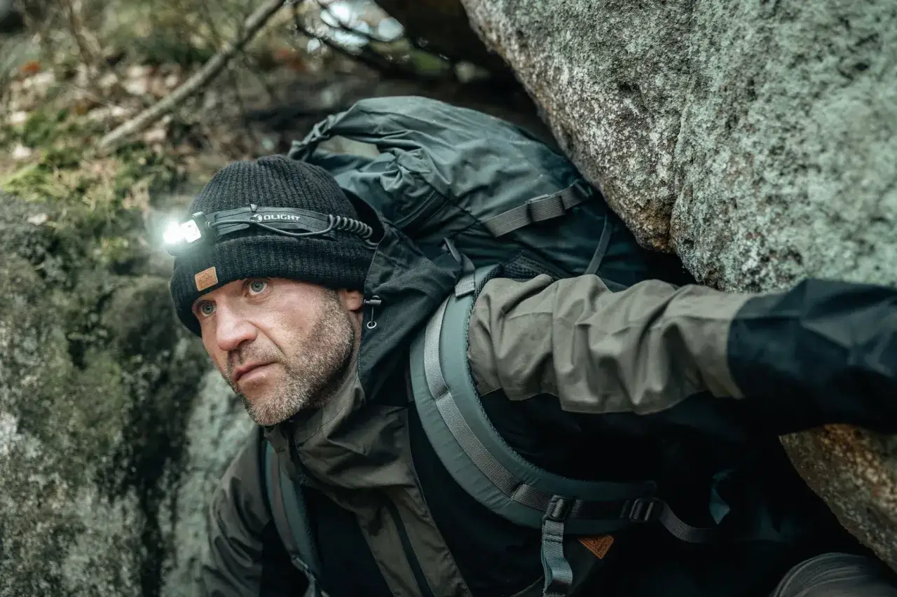 Czołówka w góry: Jak wybrać idealną? Poradnik eksperta.