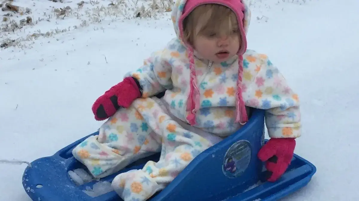 W jakiej temperaturze nie wychodzić z dzieckiem? Poradnik rodzica