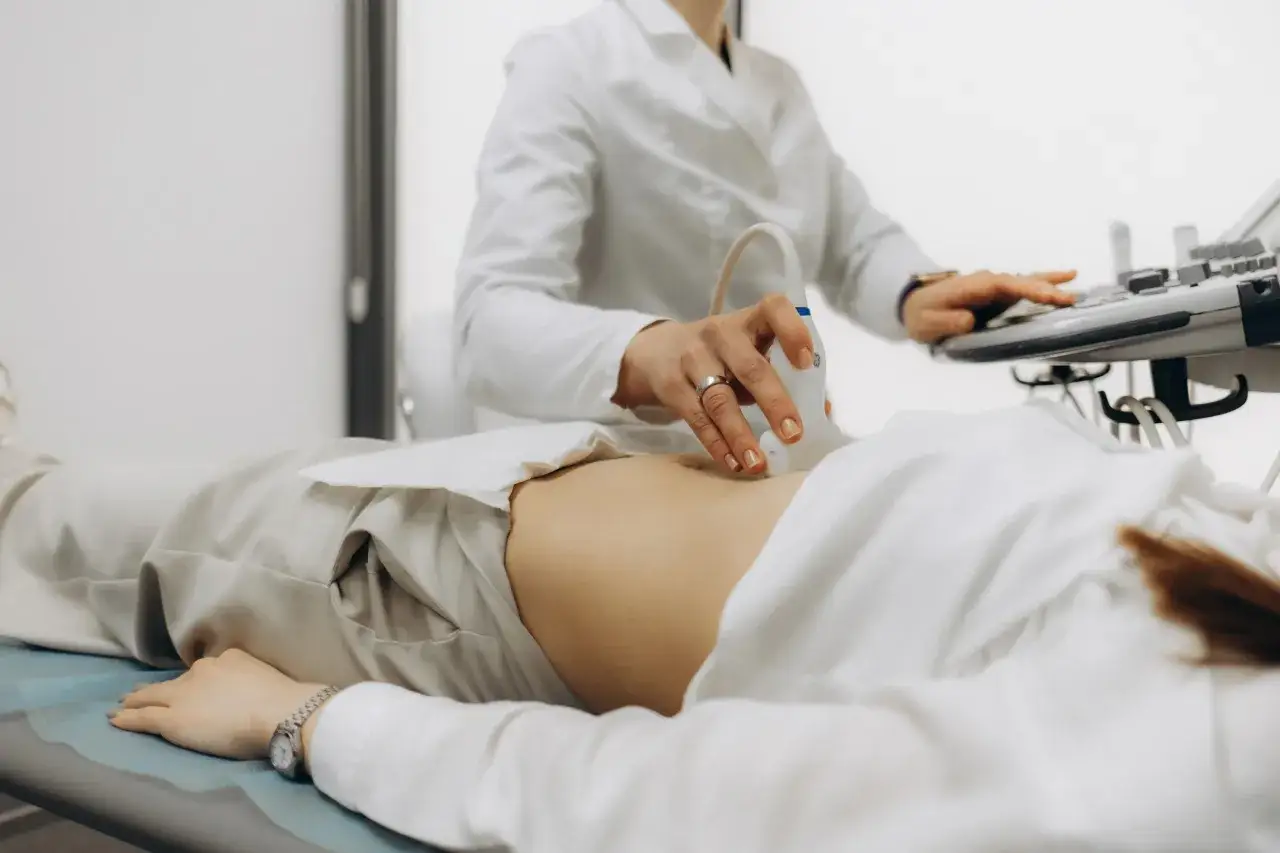 Płeć dziecka: Od 10. tygodnia do 100% pewności. Jak to możliwe?