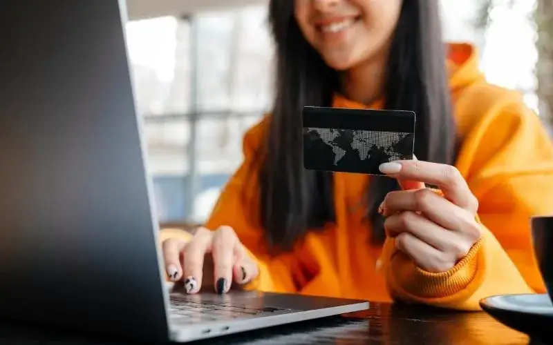 Jak kupić na Allegro za pobraniem i uniknąć wysokich kosztów dostawy