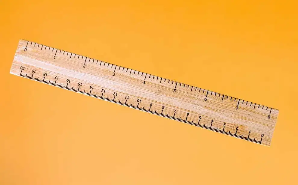 Jak przeliczyć 28 cali na centymetry? Prosty sposób na 71,12 cm