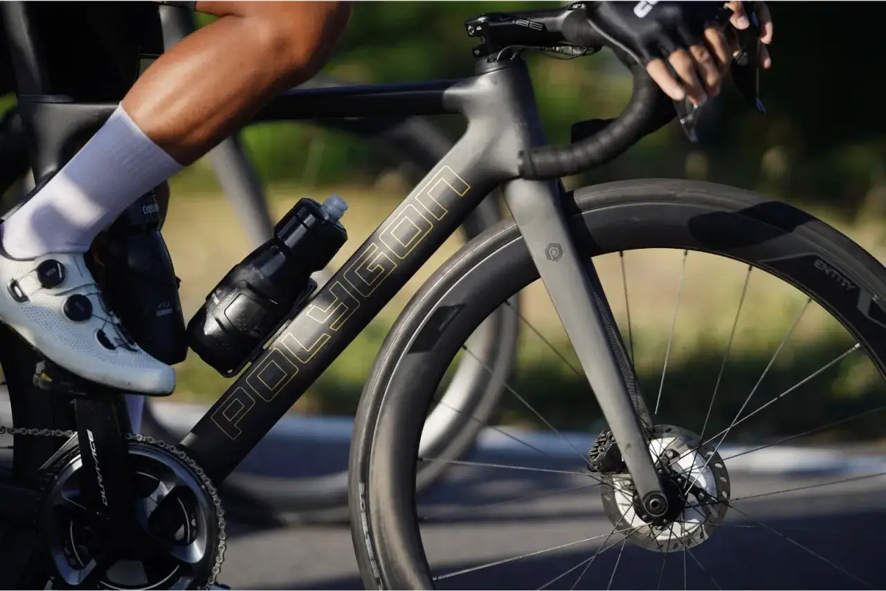 Jakie opony rowerowe na asfalt zapewnią najlepszą wydajność i komfort