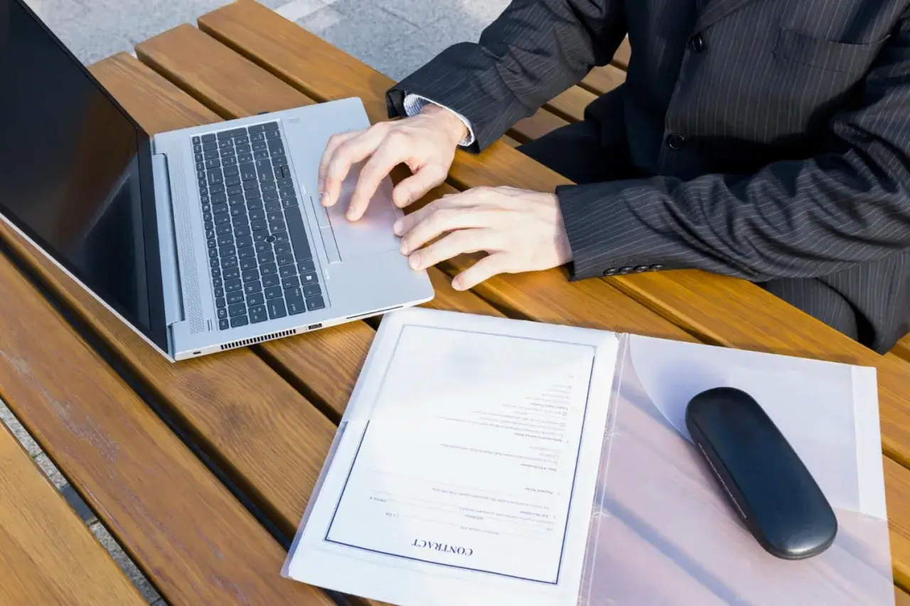 Jak założyć księgę wieczystą na mieszkanie - uniknij kosztownych błędów