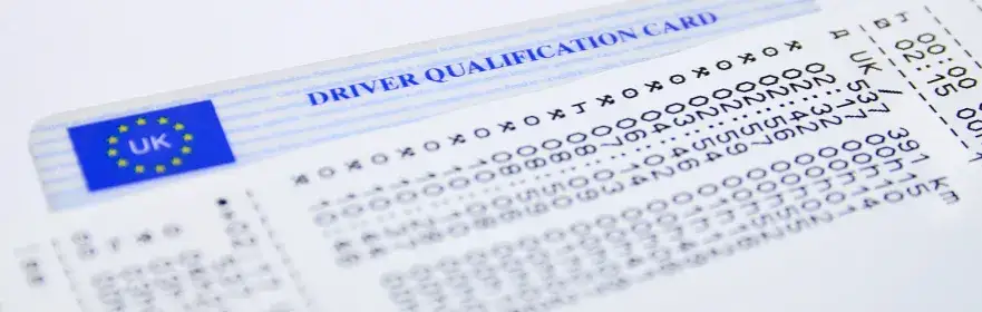 Ile kosztuje wymiana karty kierowcy? Sprawdź wszystkie szczegóły.
