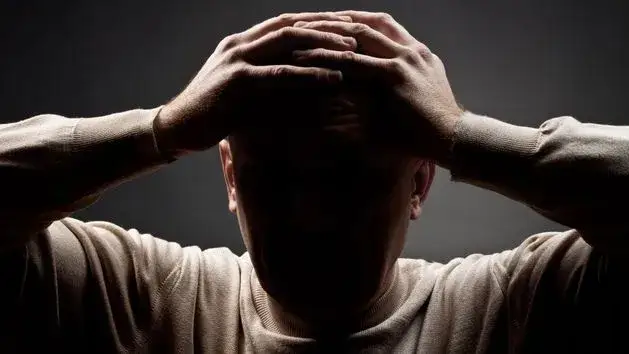 Codzienny ból głowy: przyczyny, objawy i skuteczne leczenie