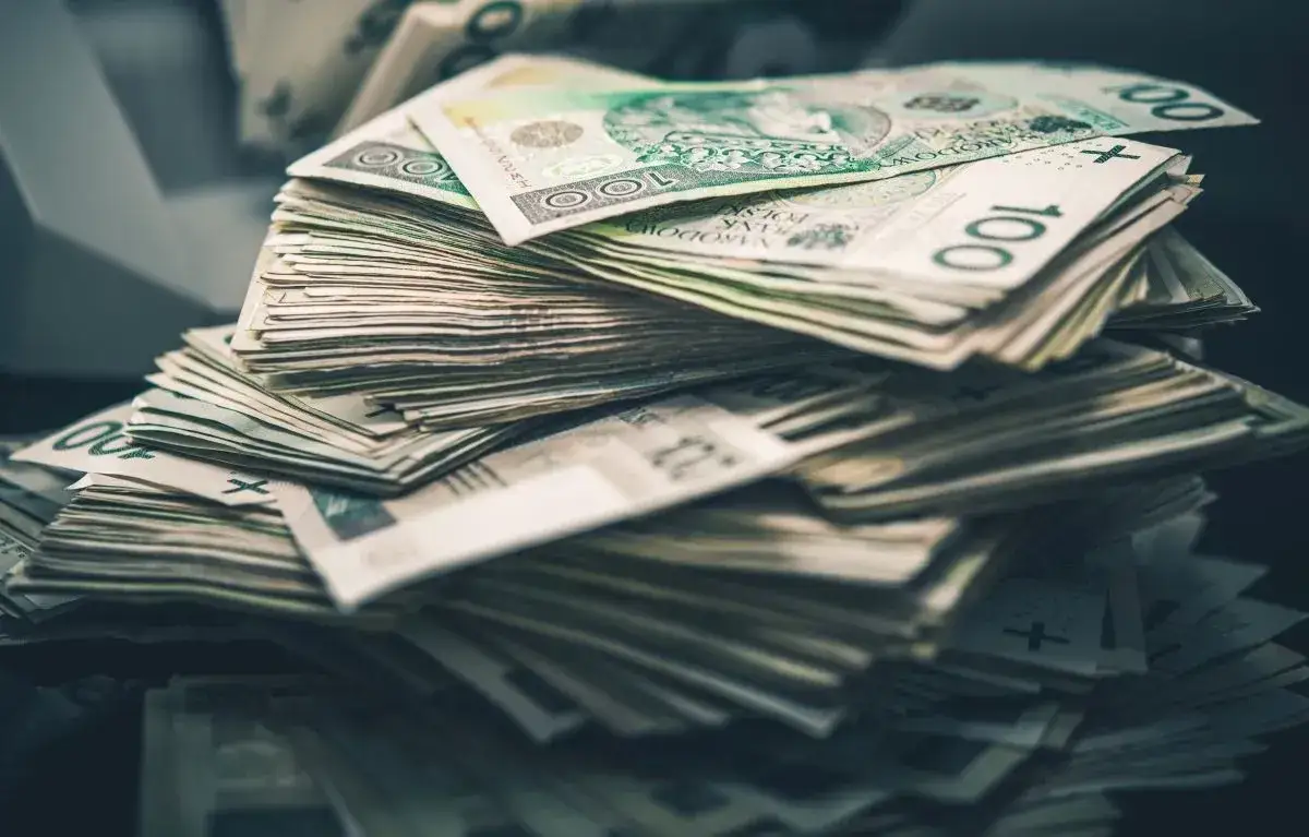 Ile zarabia nauczyciel na godzinę? Zaskakujące fakty o wynagrodzeniach