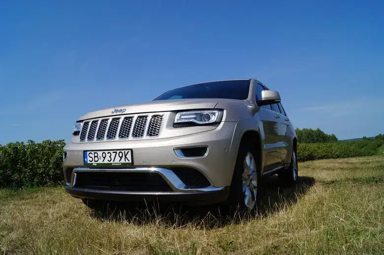 Ile oleju potrzebuje Jeep Grand Cherokee 3.0 CRD? Sprawdź teraz!