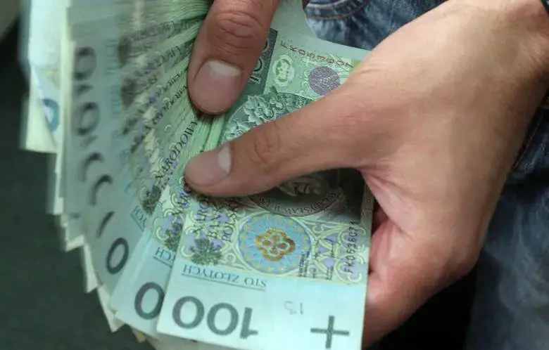 Ile zarabia wójt? Niewiele osób wie o tych zadziwiających stawkach!