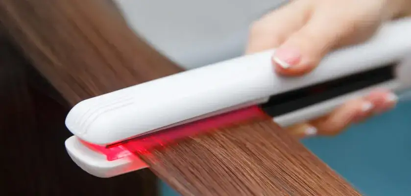 Najbezpieczniejsza prostownica: jak wybrać i nie niszczyć włosów?