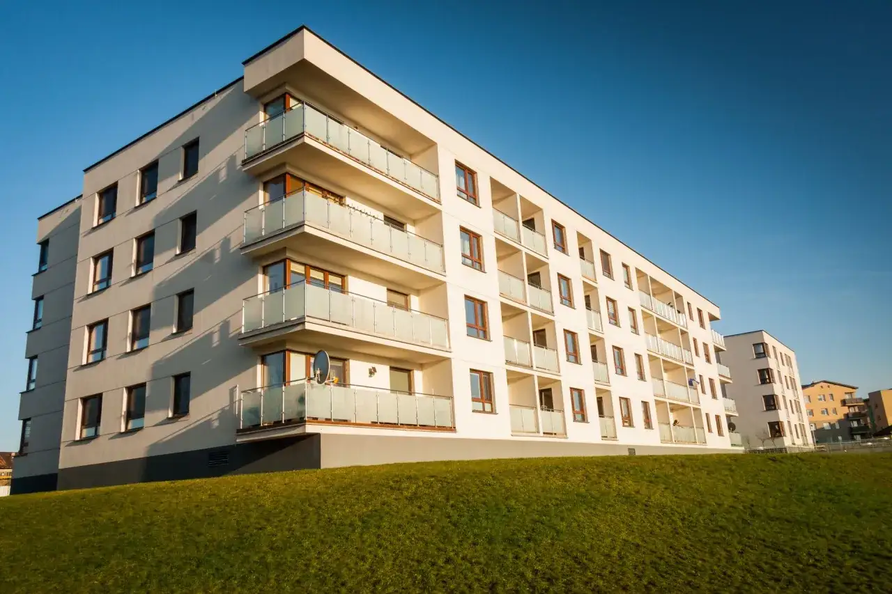 Czym zajmuje się deweloper? Twoje prawa i bezpieczny zakup