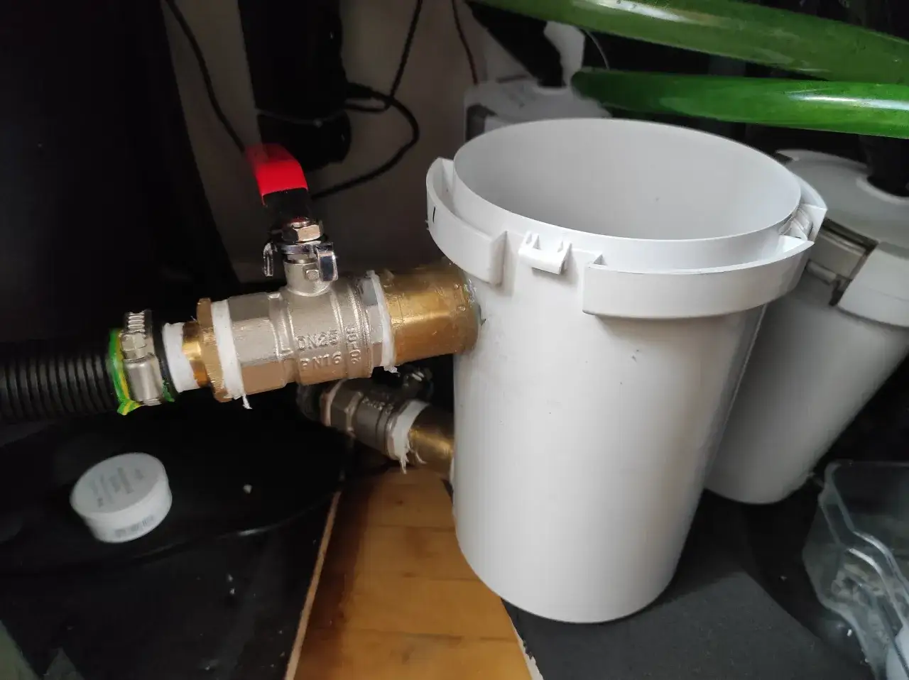 Zrób prefiltr do akwarium: Nigdy więcej częstego czyszczenia!