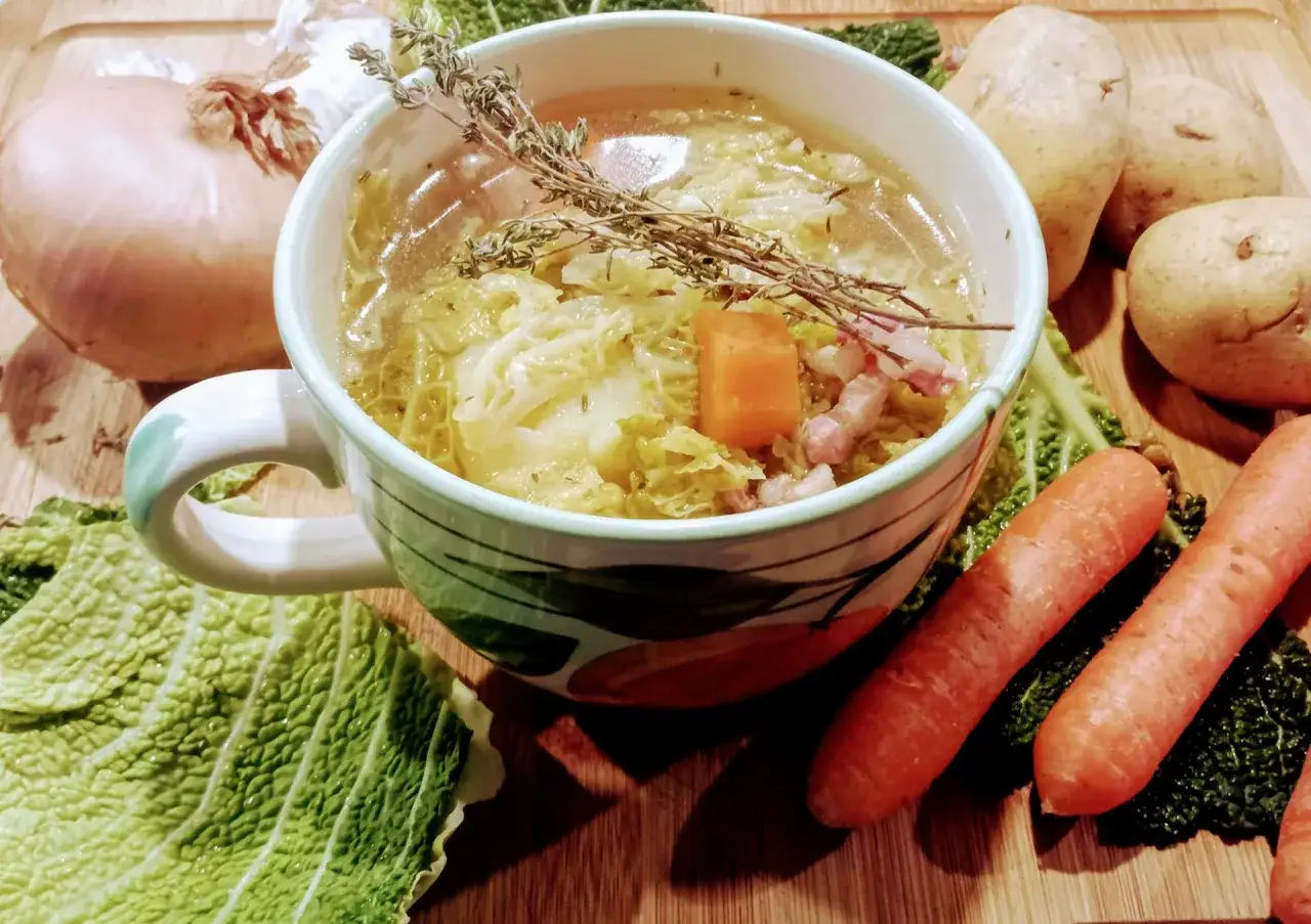 Soupe aux choux pour maigrir du ventre : mythe ou réalité ?